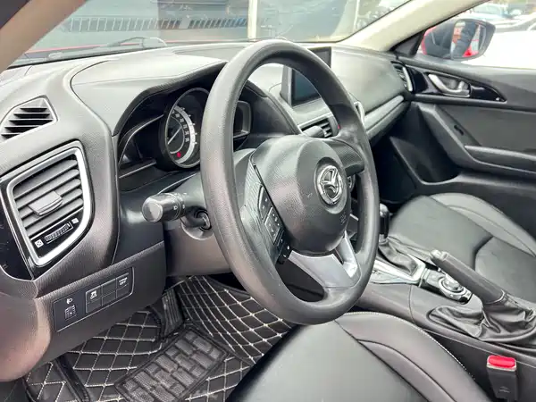 Mazda 3 Axela 2014
