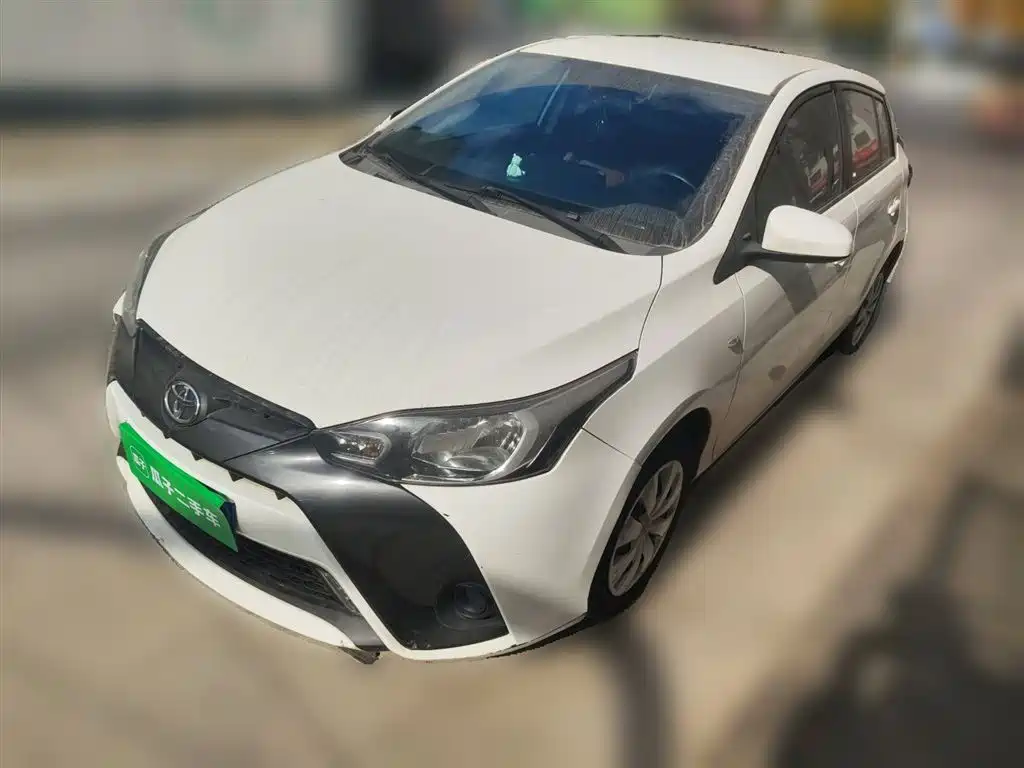 Toyota Yaris L 2019 — фото 1