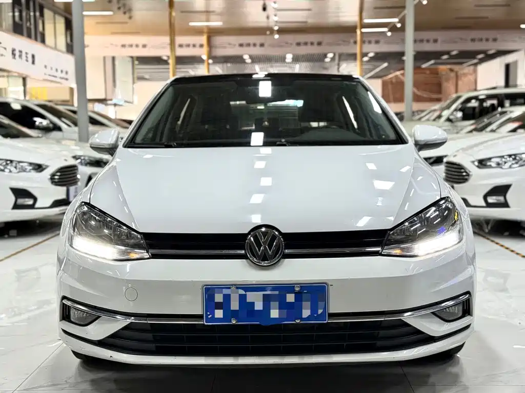 Volkswagen Golf 2018 — фото 2