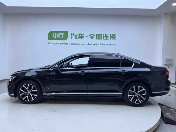 Volkswagen Magotan 2025