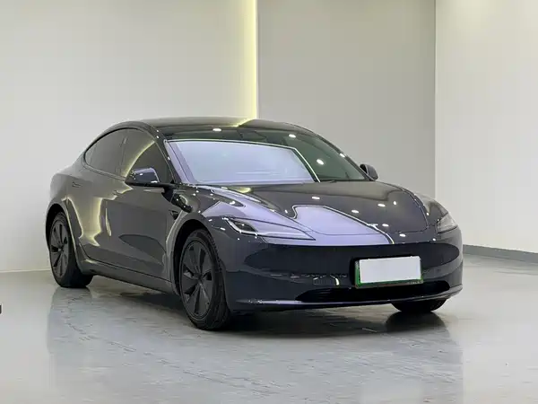 Tesla Model 3 2023