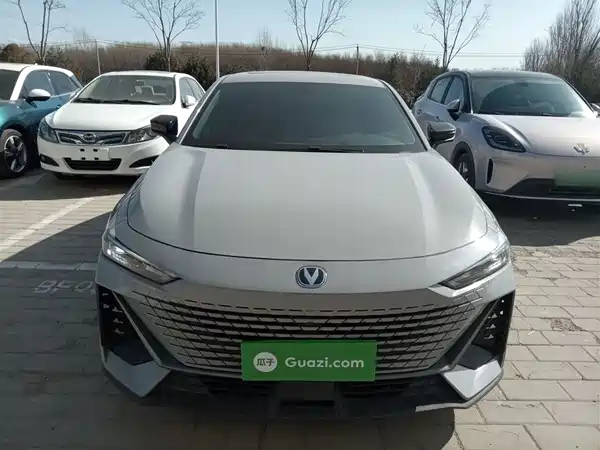 Changan UNI-V 2022