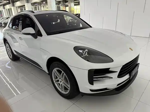 Porsche Macan 2021