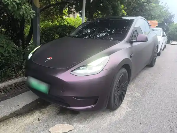 Tesla Model Y 2022