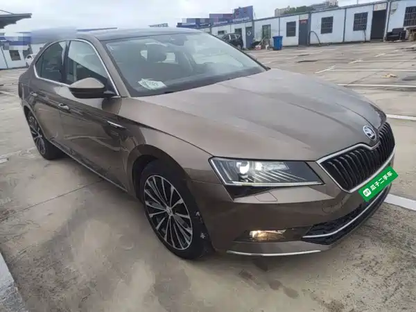 Skoda Superb 2016