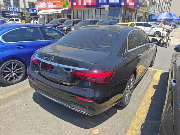 Mercedes-Benz E-Class 2021