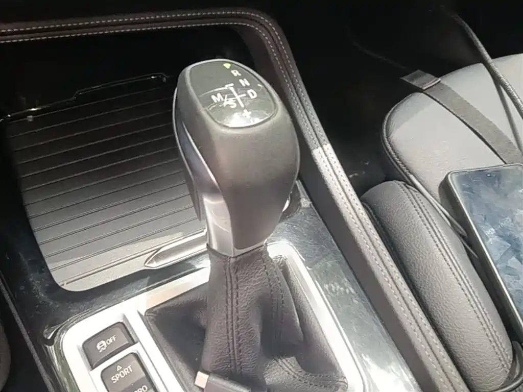 BMW 1 Series 2017 — фото 14