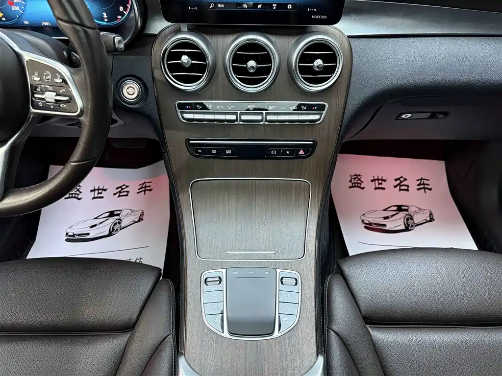 Mercedes-Benz GLC 2019 — фото 10
