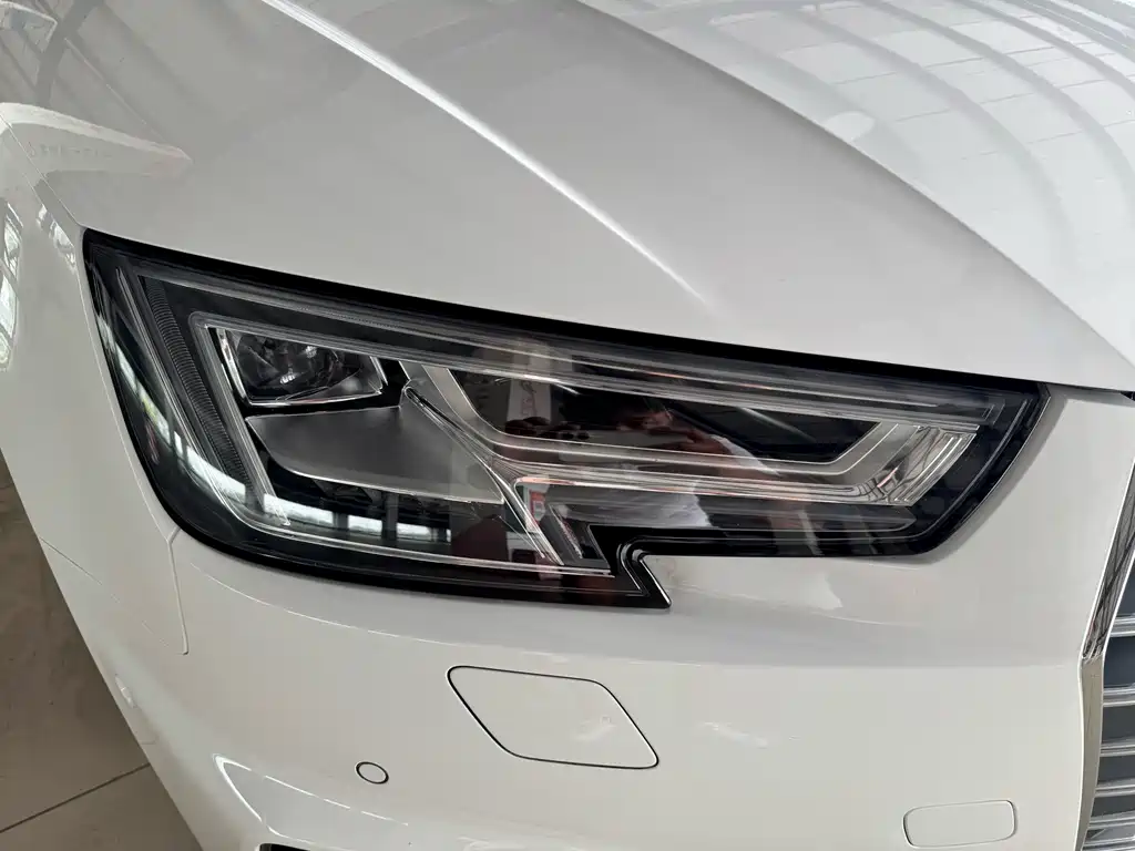 Audi A4L 2019 — фото 19