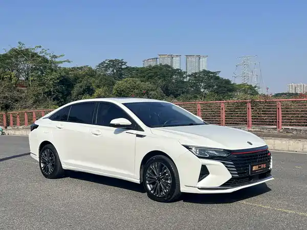 Dongfeng Yixuan MAX 2021