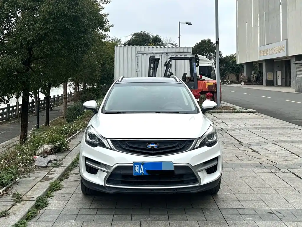Geely Emgrand GS 2017 — фото 2