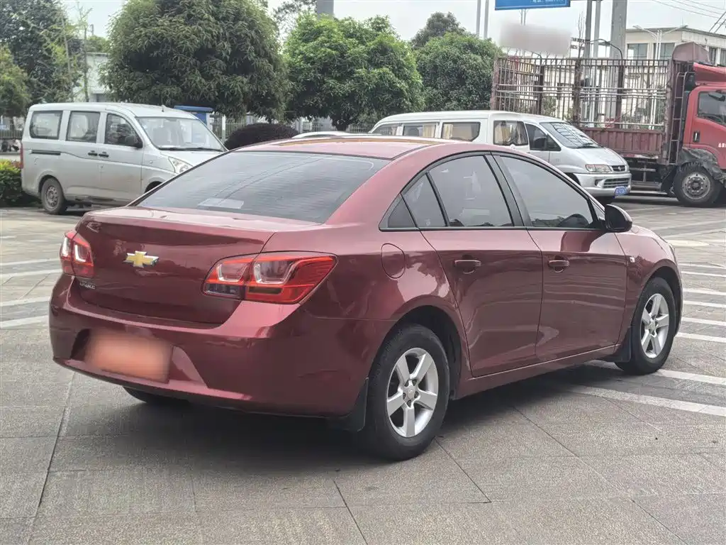 Chevrolet Cruze 2016 — фото 23