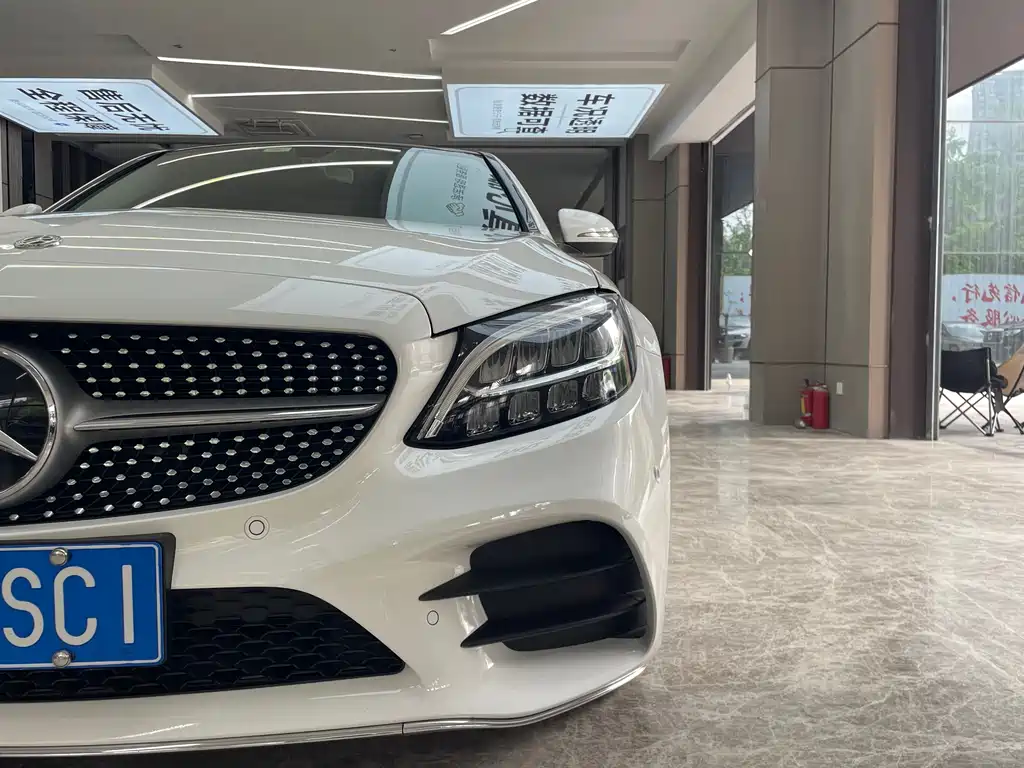 Mercedes-Benz C-Class 2020 — фото 10