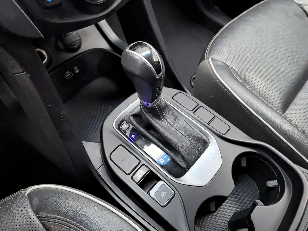 Hyundai Santa Fe 2019 — фото 13