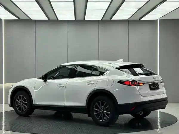 Mazda CX-4 2021