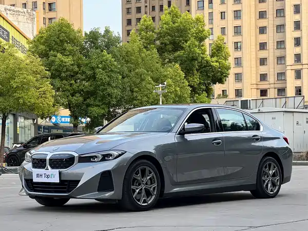 BMW i3 2022