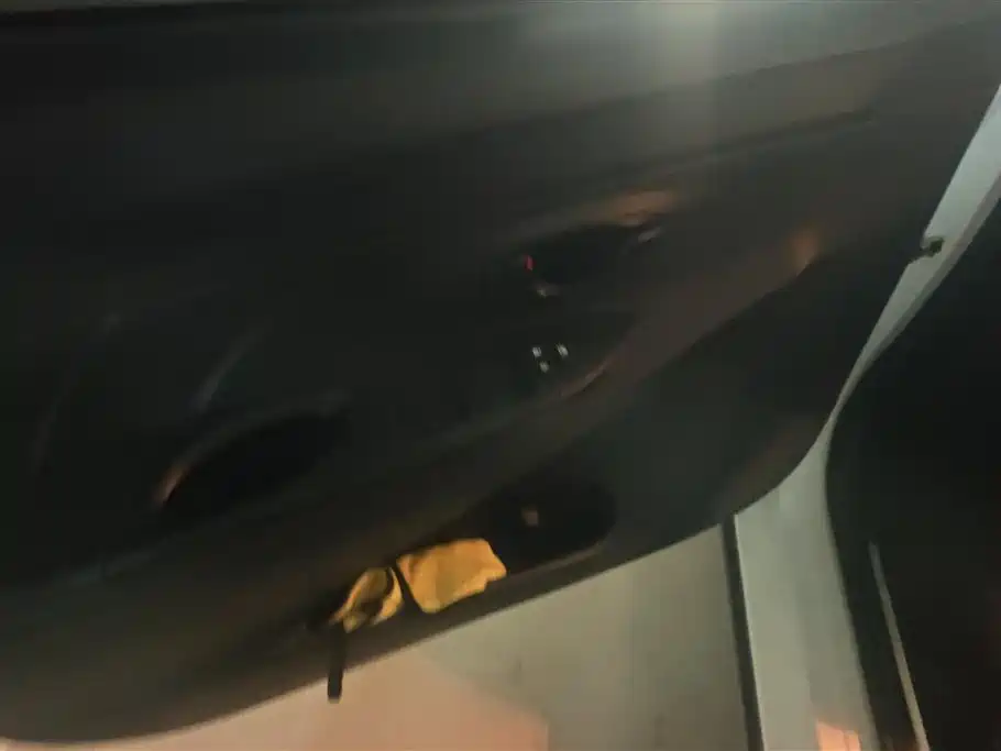 Toyota Yaris L 2022