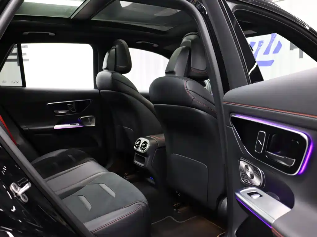 Mercedes-Benz GLC AMG 2024 — фото 24