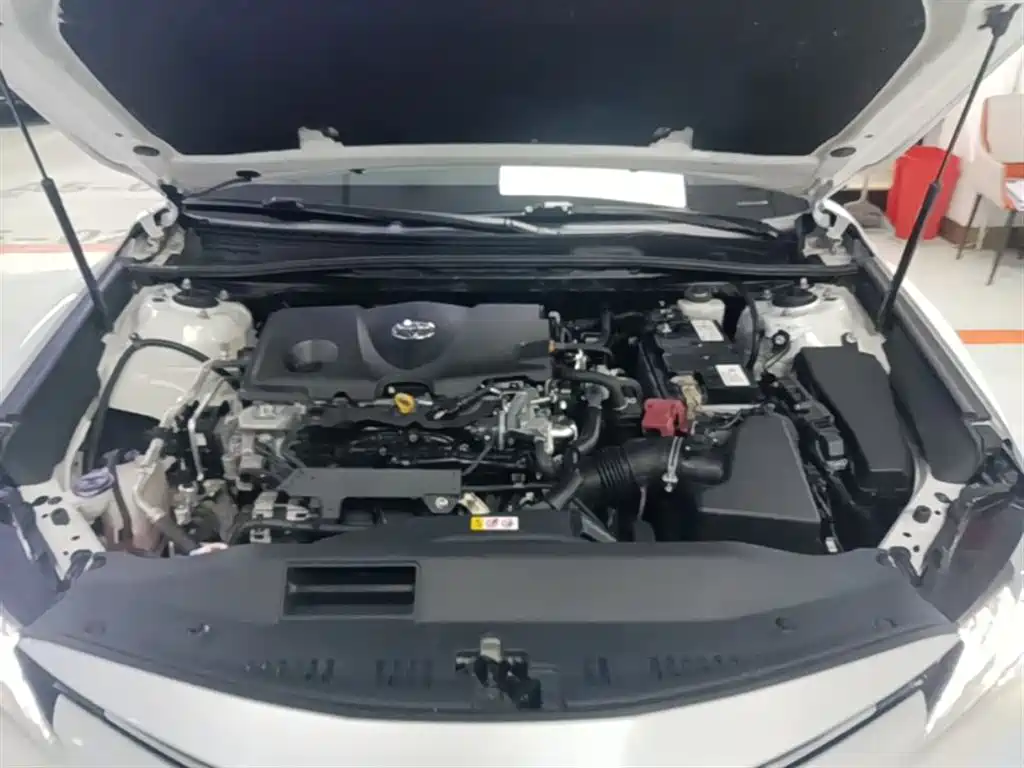 Toyota Camry 2020 — фото 20