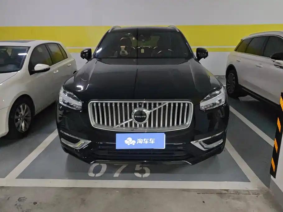 Volvo XC90 2022 — фото 2