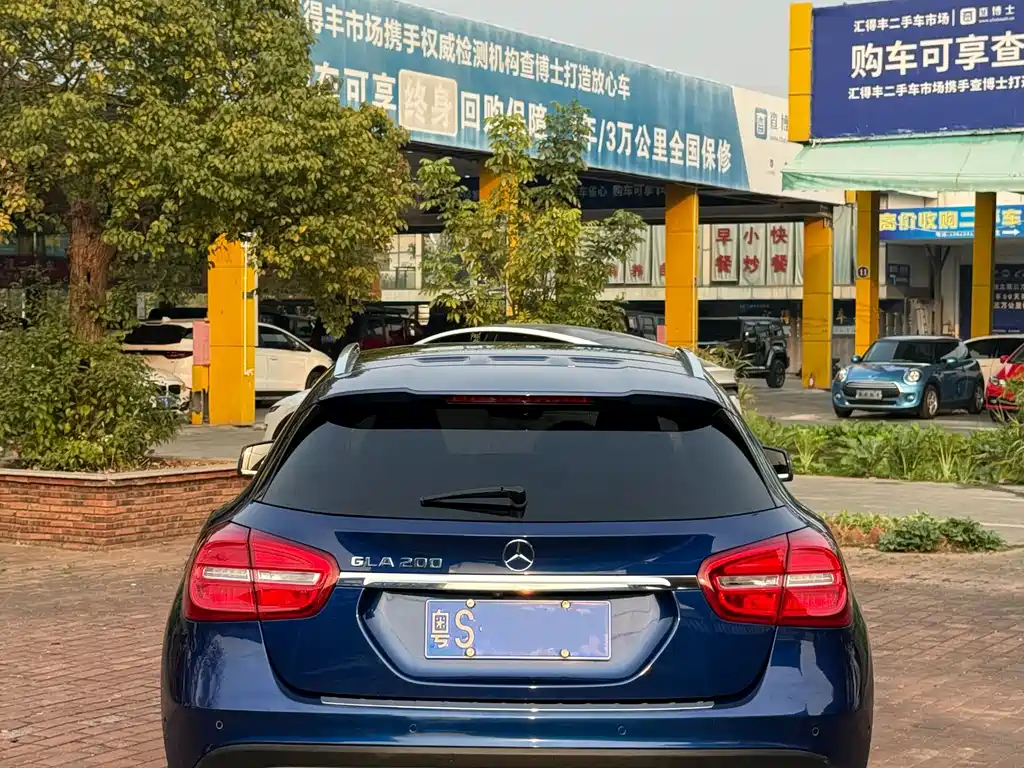 Mercedes-Benz GLA 2016 — фото 11
