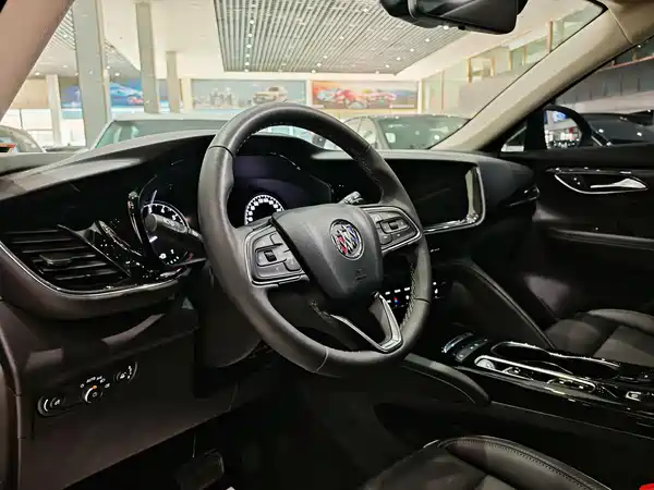 Buick Envision Plus 2023