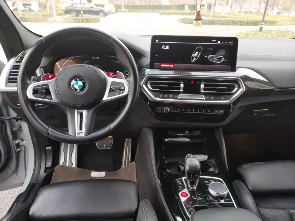 BMW X4 M 2023 — фото 9