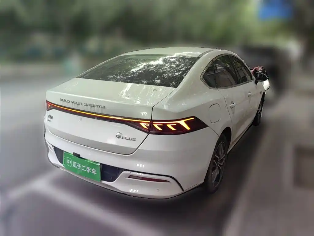 BYD Qin PLUS 2022 — фото 6