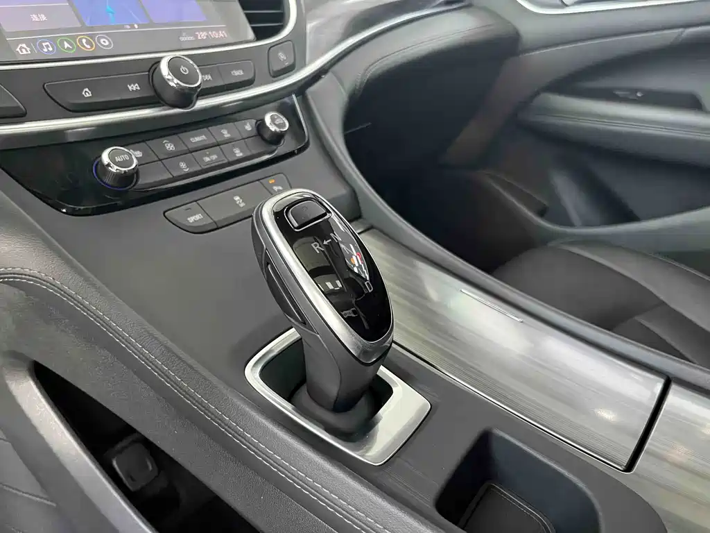 Buick LaCrosse 2021 — фото 22