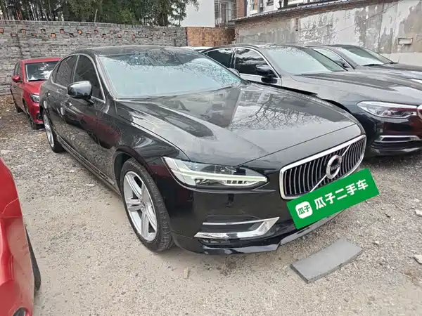 Volvo S90 2019