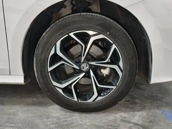 MG MG5 2024