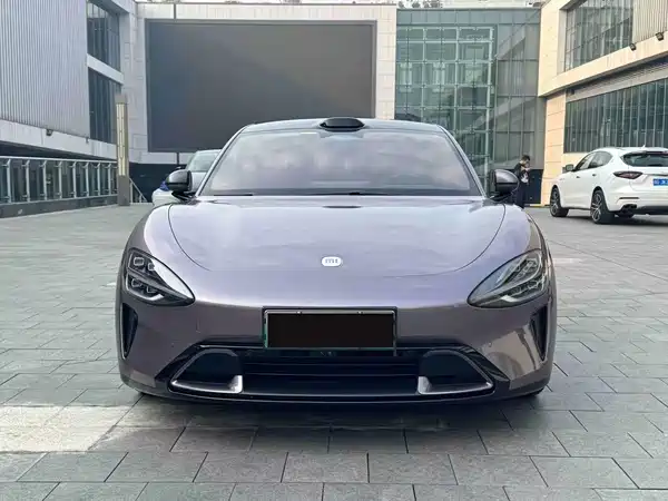 Xiaomi SU7 2025