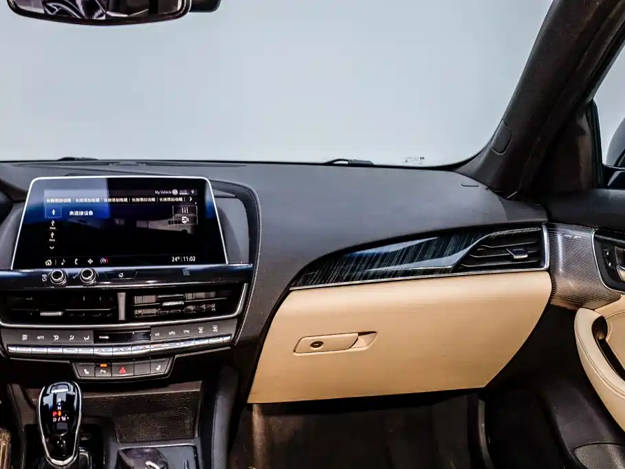 Cadillac CT5 2021 — фото 26