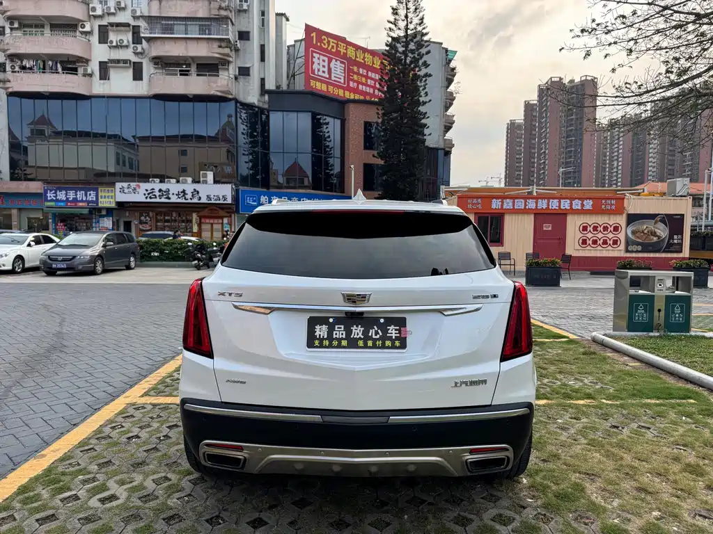 Cadillac XT5 2020 — фото 5