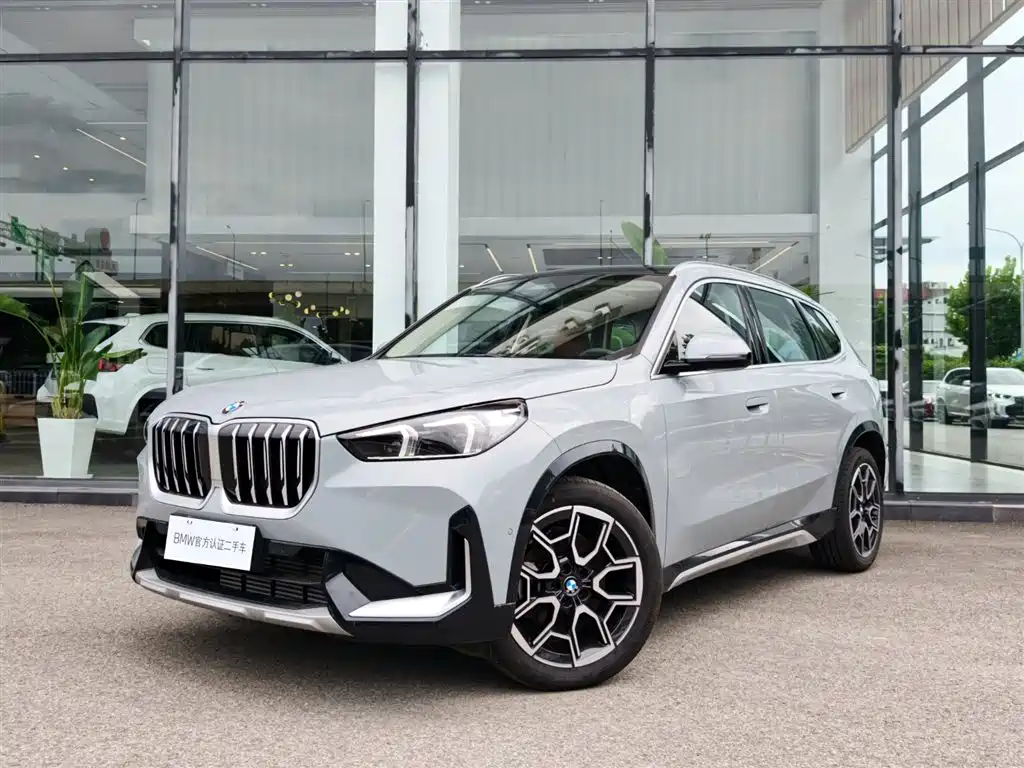 BMW X1 2025 — фото 1