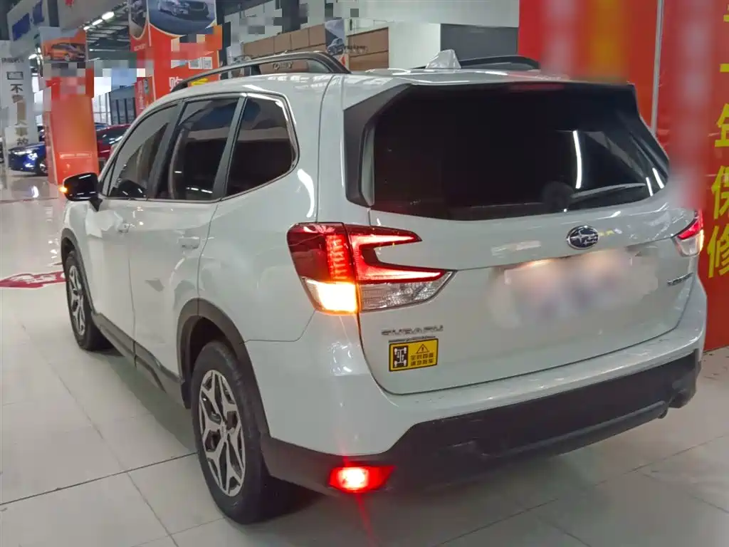 Subaru Forester 2019 — фото 23
