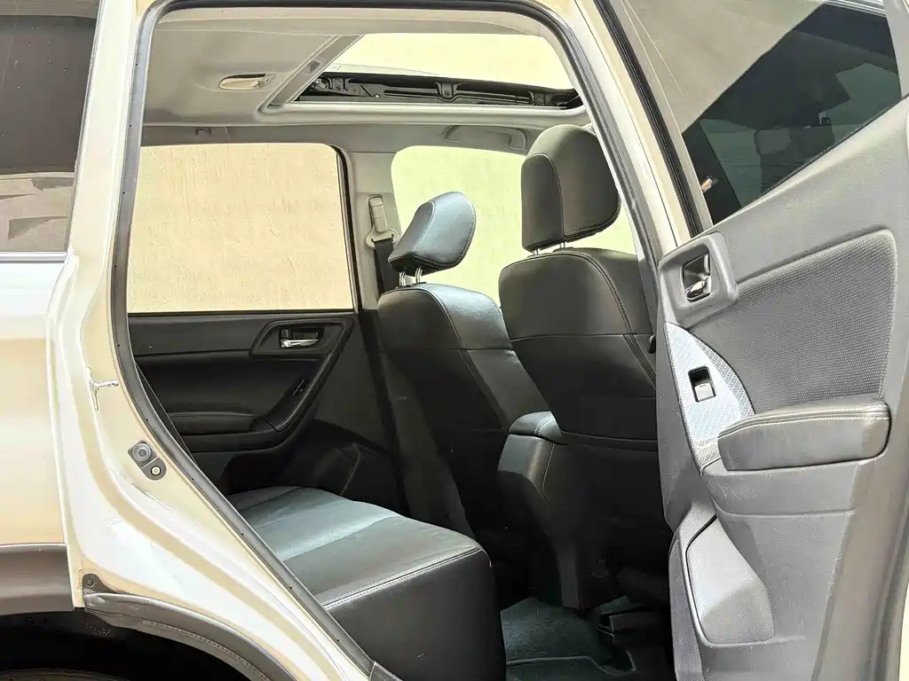 Subaru Forester 2016
