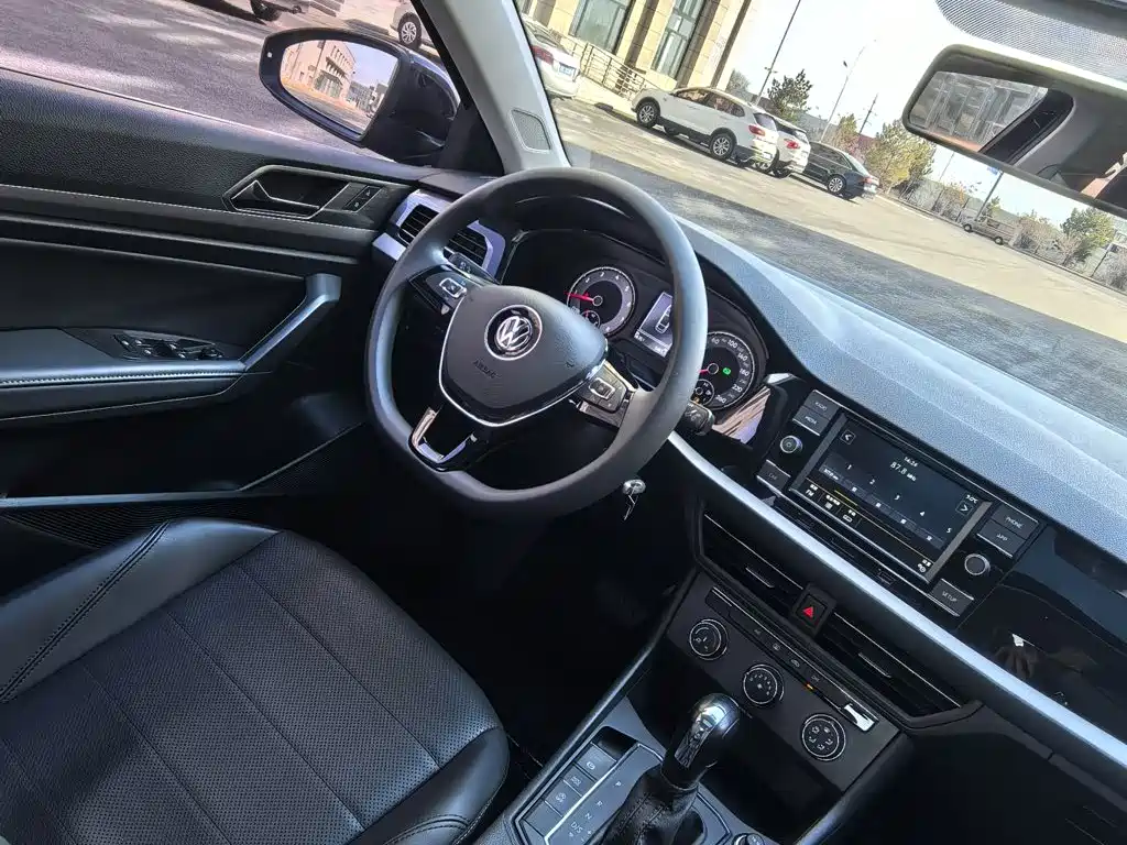 Volkswagen Lavida 2019 — фото 11