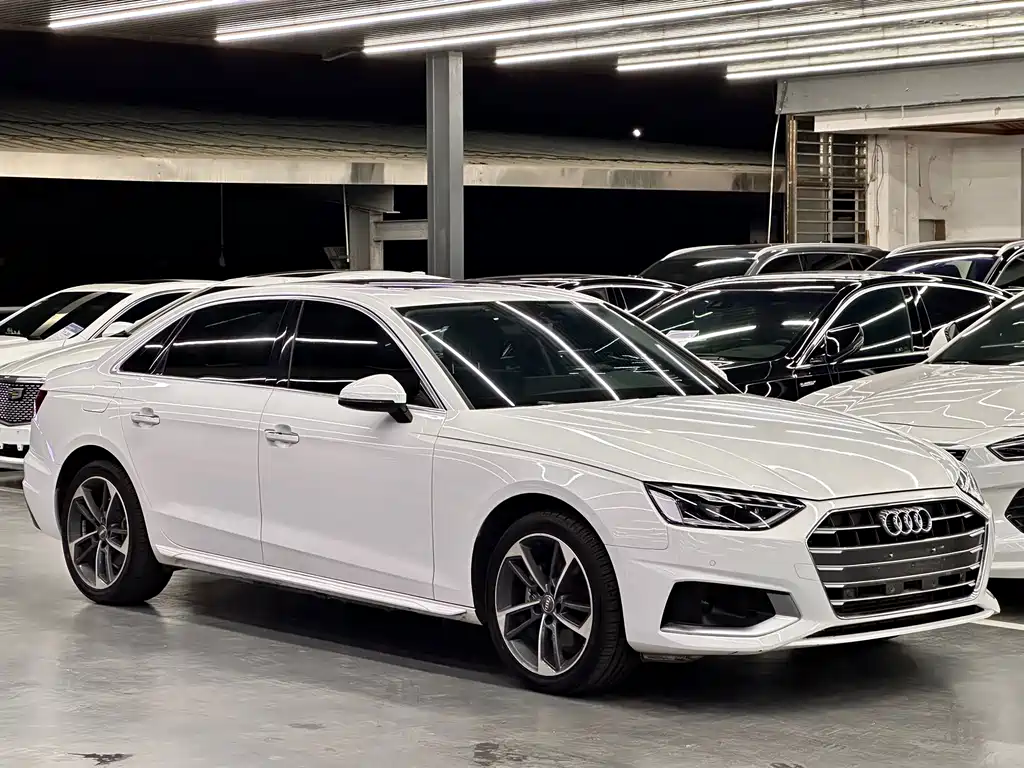 Audi A4L 2021 — фото 3