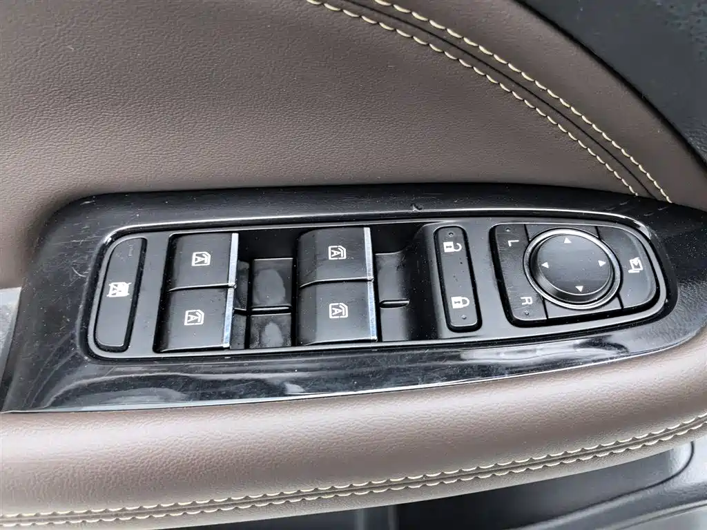 GAC Motor Trumpchi GS5 2019 — фото 9