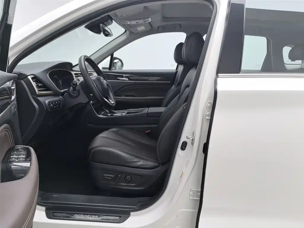 GAC Motor Trumpchi GS5 2019 — фото 10