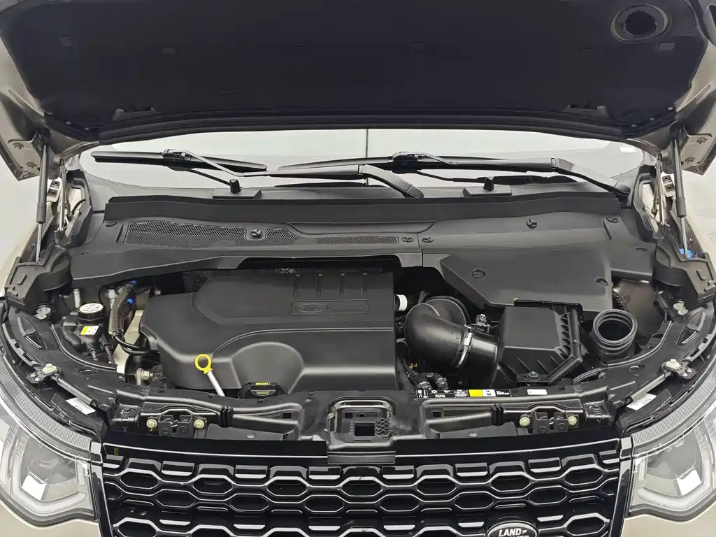 Land Rover Discovery Sport 2023 — фото 15