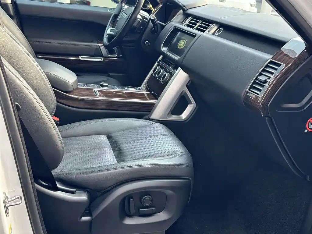 Land Rover Range Rover 2018 — фото 8