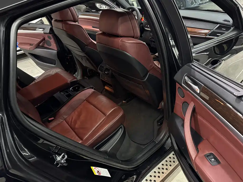 BMW X6 2009 — фото 12