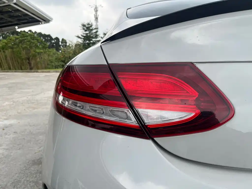Mercedes-Benz C-Class 2019 — фото 10