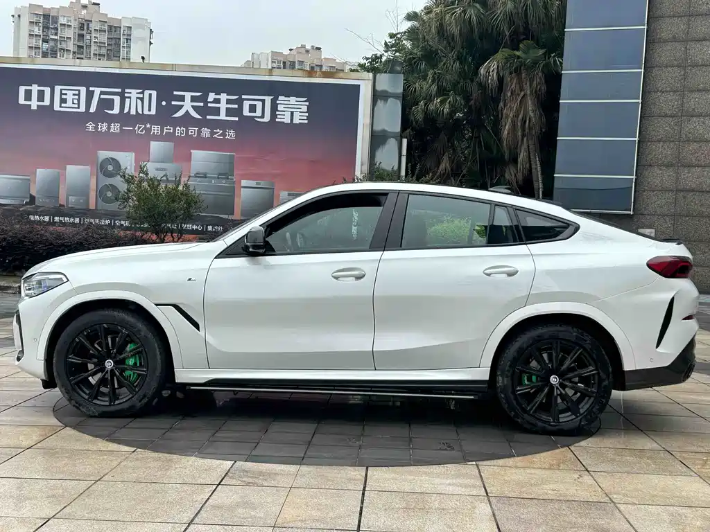 BMW X6 2022 — фото 15