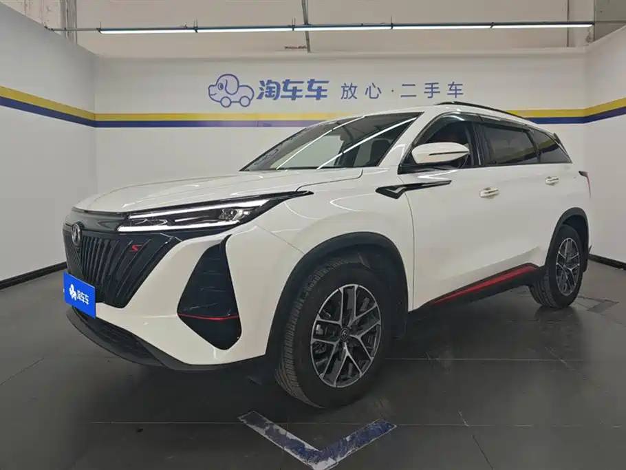 Changan CS75 PLUS 2022 — фото 1