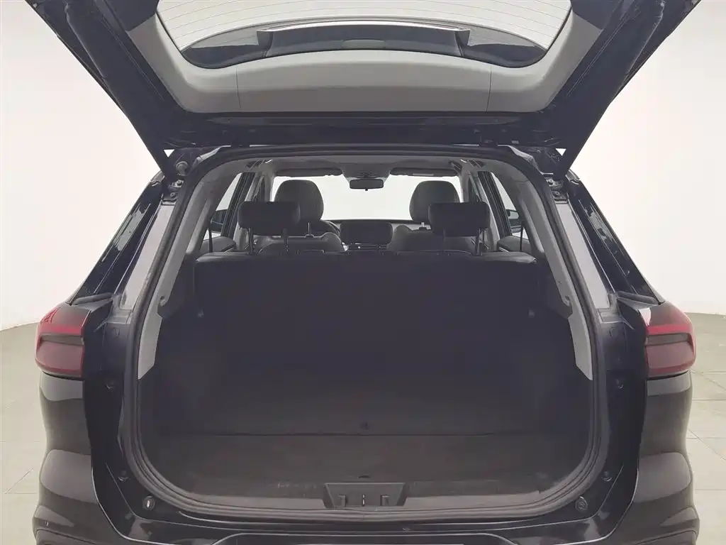 Chery Tiggo 8 2019 — фото 16