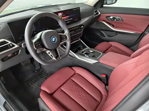 BMW i3 2025