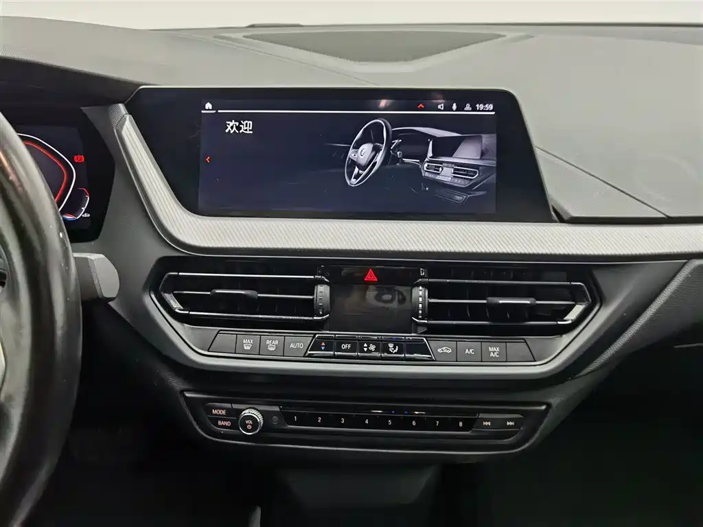 BMW 2 Series 2021 — фото 12